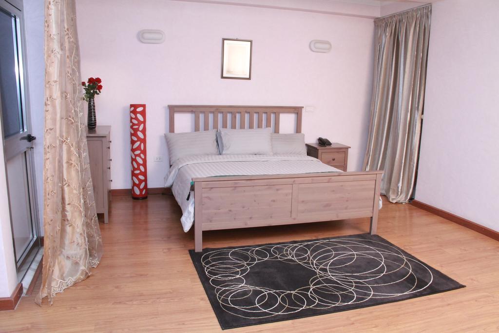 Solmile Family Guest House แอดดิสอาบาบา ภายนอก รูปภาพ